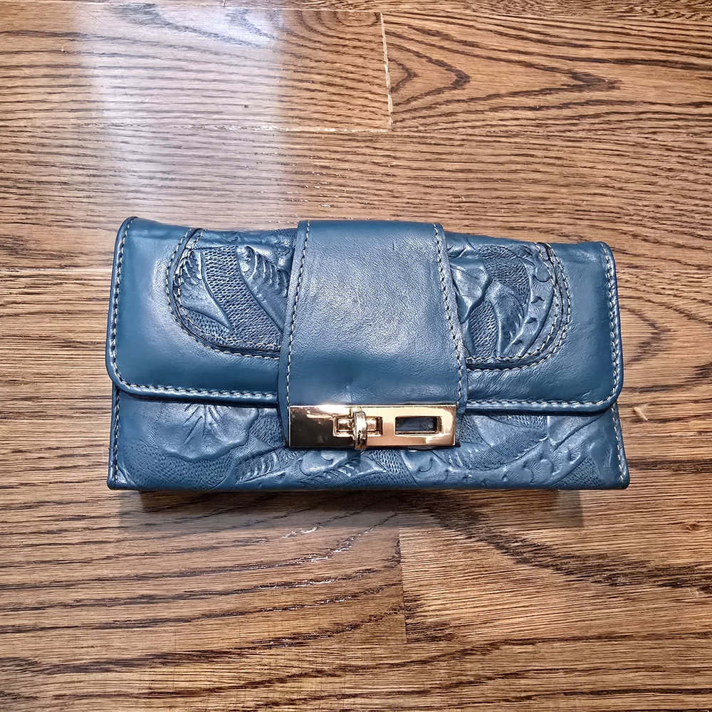 Elegant Blue Leather Clutch
